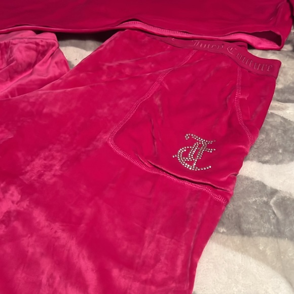 NEW JUICY COUTURE 2-Piece Hoodie Velour Pink/Magenta Pajama Set - Picture 4 of 6